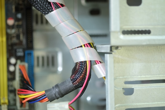 loaded-circuit-board_1384-127